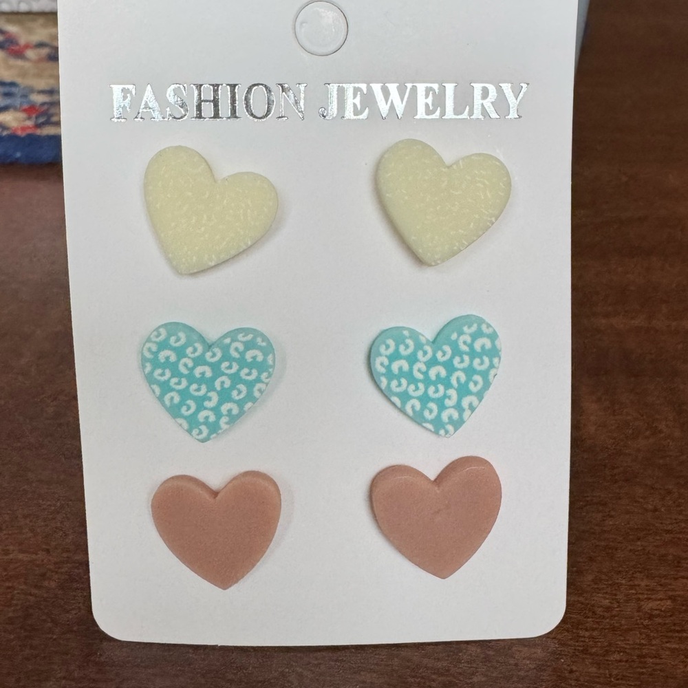 Heart Shaped Fashion Jewelry Earrings Set